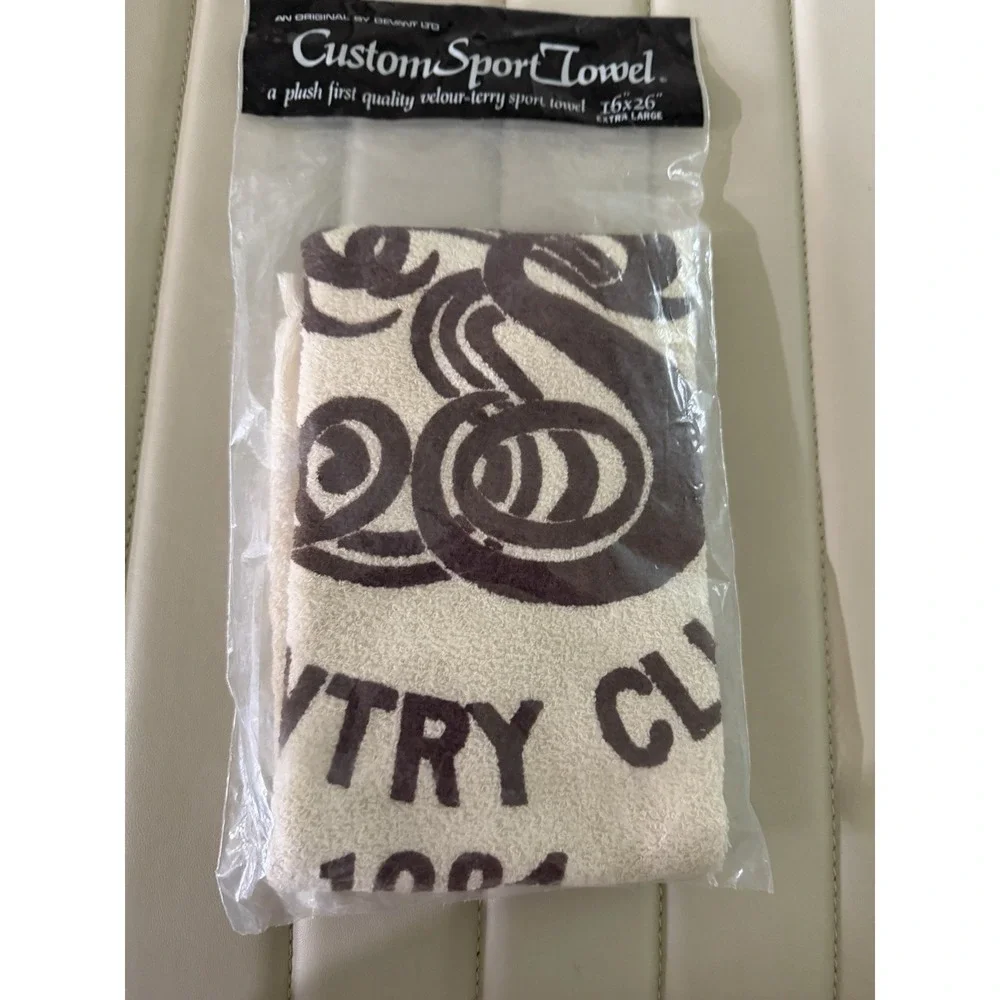 VTG 1984 Country Club Golf Towel New In Package Fast Shipping 16
